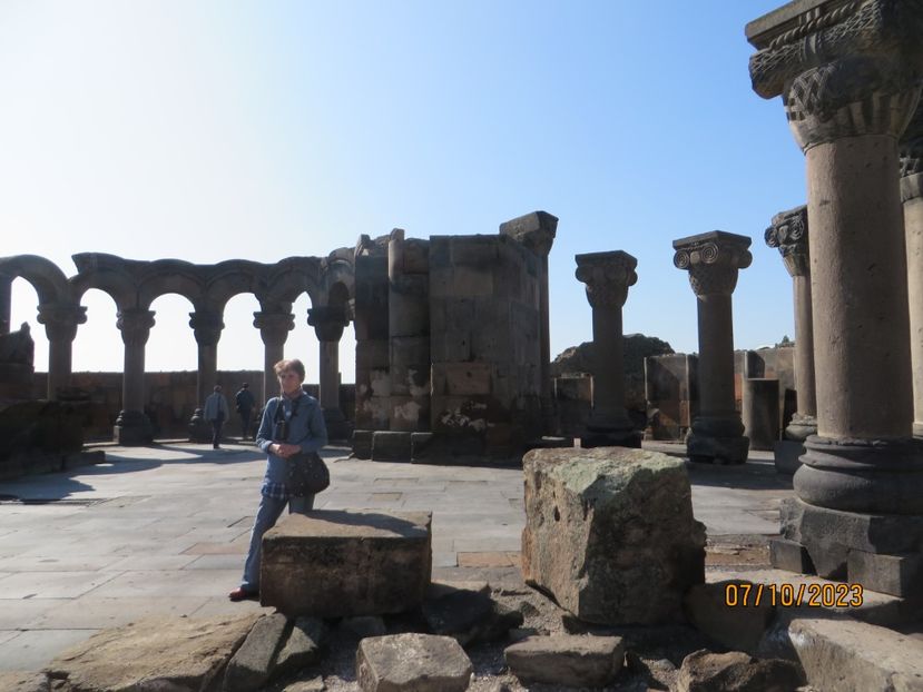  - 9 Etchmiadzin - Garni - Geghard