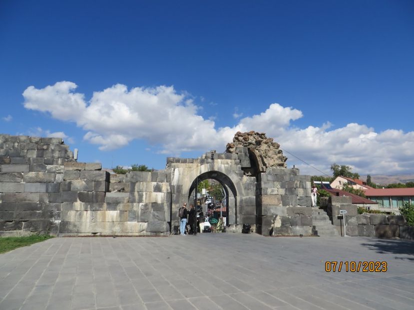  - 9 Etchmiadzin - Garni - Geghard