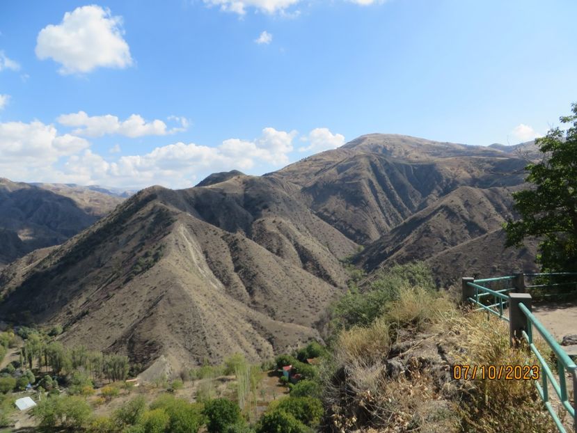  - 9 Etchmiadzin - Garni - Geghard