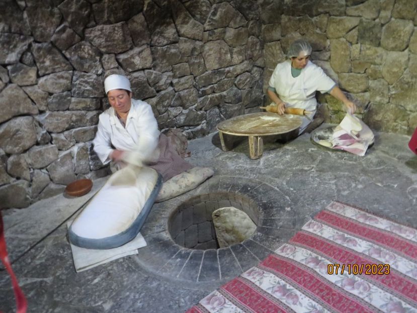  - 9 Etchmiadzin - Garni - Geghard