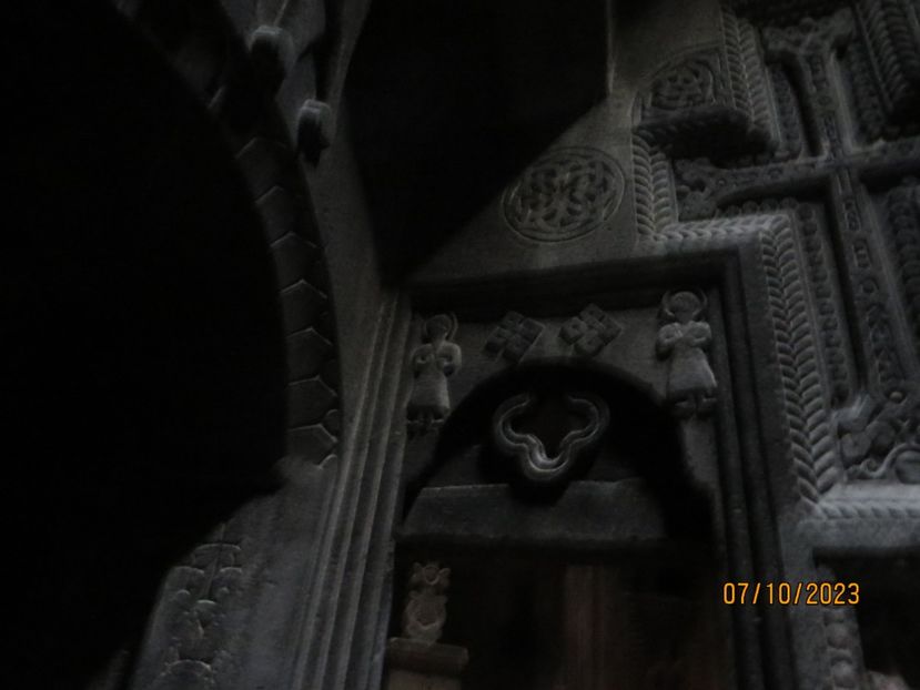  - 9 Etchmiadzin - Garni - Geghard