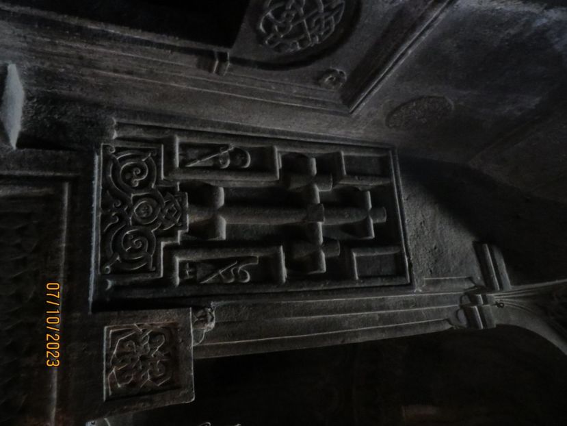  - 9 Etchmiadzin - Garni - Geghard