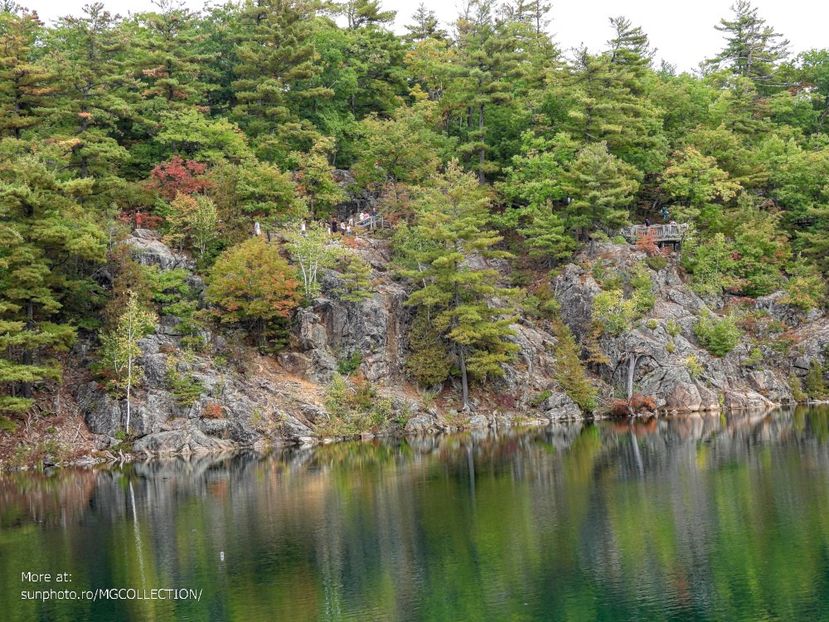 Lake Pink, Gatineau - LAKES - Lacuri