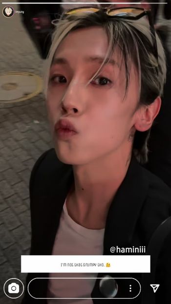 ⊱ ᵖᵒˢᵗᵉᵈ ᵇʸ ↳ ʏᴜᴛᴏ ⊰ - x keep us updated ll story