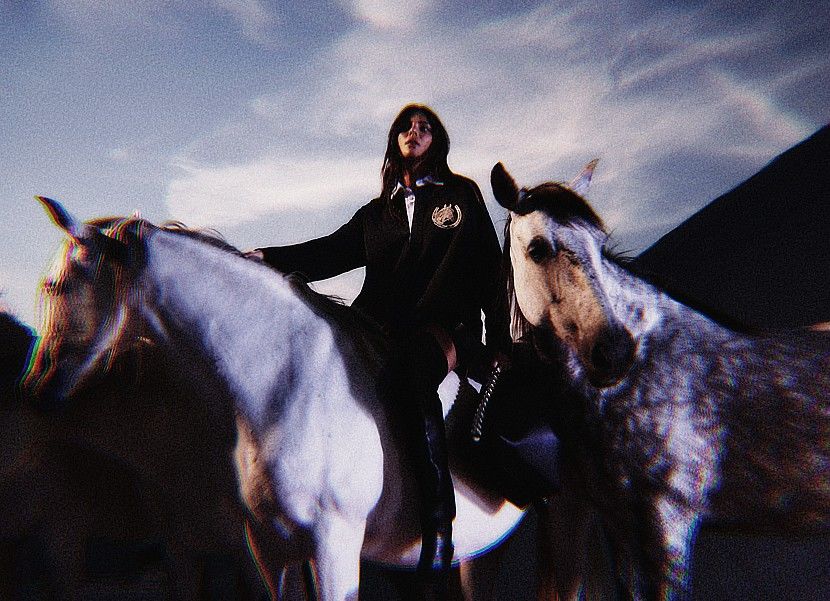 ༆21Oct،23=͟͟͞♡　　·◊· E̮x̮t̮r̮a̮: ᖽᐸendall ‹Stella McCartney, Winter, 2023. - flowers of fire blossom in me
