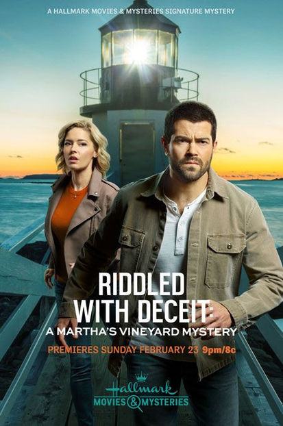 Riddled with Deceit: A Martha's Vineyard Mystery (2020) - Jesse Metcalfe
