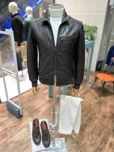 Trends by Adina Buzatu - Trends by Adina Buzatu