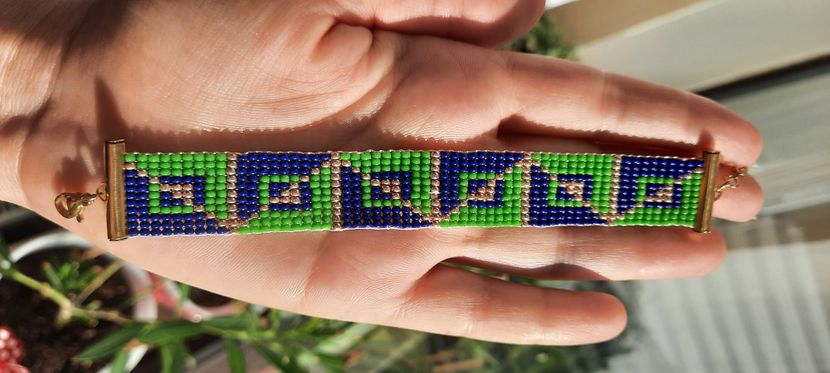 Model B2 detaliu 2 - Bratari lucrate manual