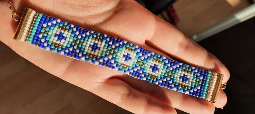 Model B3 detaliu 1 - Bratari lucrate manual