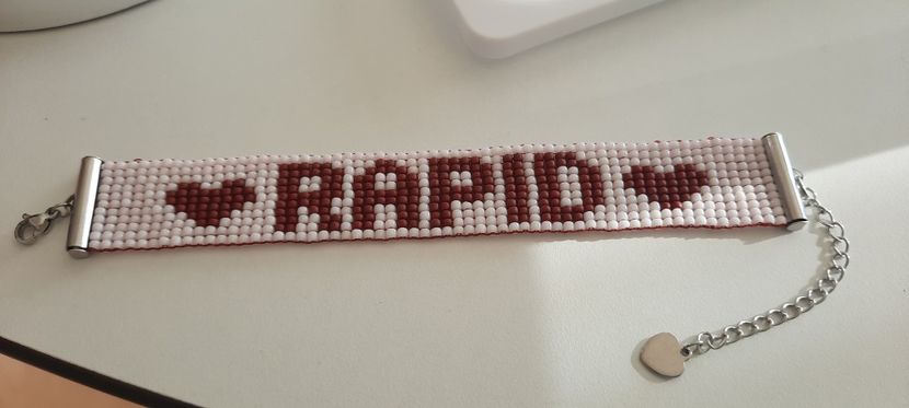 Model B21 detaliu 1 - Bratari lucrate manual