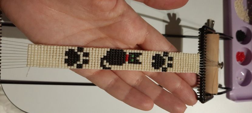 Model 22 - Bratari lucrate manual