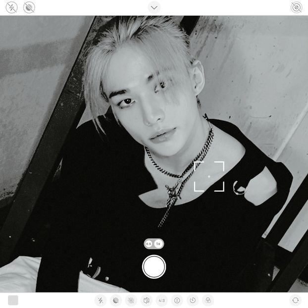 ⸙ .ೃ 30.11 　　 　⁞ ❏. dino — wait. - Fragments of Deceit