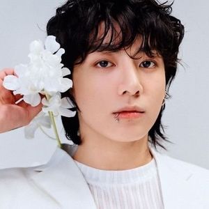 (✿◠‿◠) - Midnight Moon