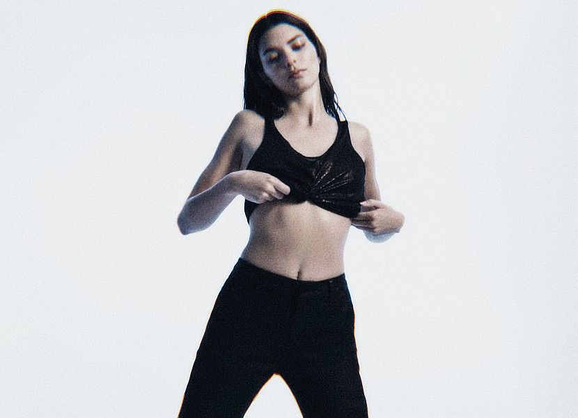 ༆11Dec،23=͟͟͞♡　　·◊· E̮x̮t̮r̮a̮: ᖽᐸendall ‹Own Denim, 2022. - flowers of fire blossom in me