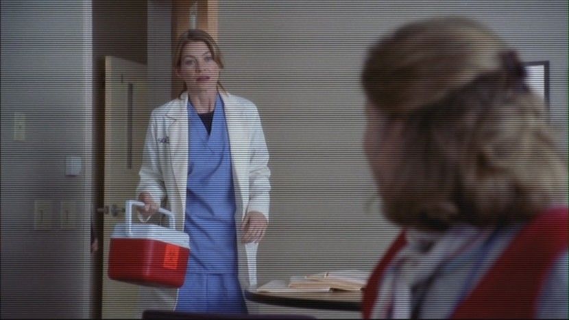 day twenty one. ⭒⭑⭒ Teeth dont slice. They tear. - Greys Anatomy