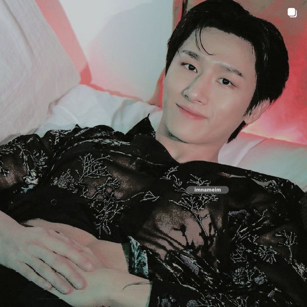 06.01.⠀⠀⠀ ✦ ꯭໋ 熱 t̟e̟n̟d̟e̟r̟♡uoᴉʇɔǝɟɟɐ. ̵ׄ ❵ - Mirrored Blind Playin