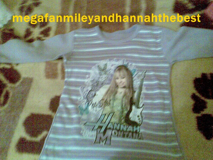 bluza - Lucrurile mele cu Hannah Montana si Miley Cyrus