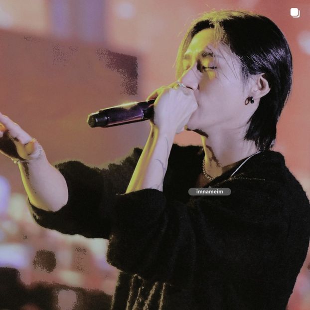 12.01.⠀⠀⠀ ✦ ꯭໋ 熱 t̟e̟n̟d̟e̟r̟♡uoᴉʇɔǝɟɟɐ. ̵ׄ ❵ - Mirrored Blind Playin