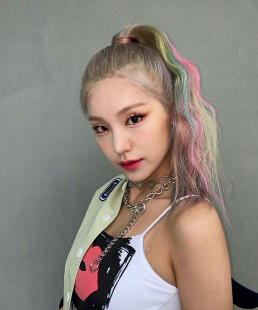  - ------------- I- KPop Aesethic Girls