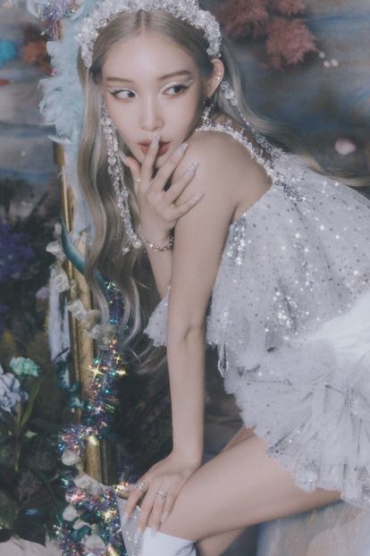 - - KPop and KPop artist SOLO