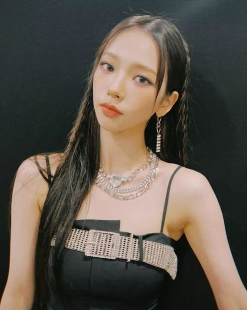  - ------------- I- KPop Aesethic Girls