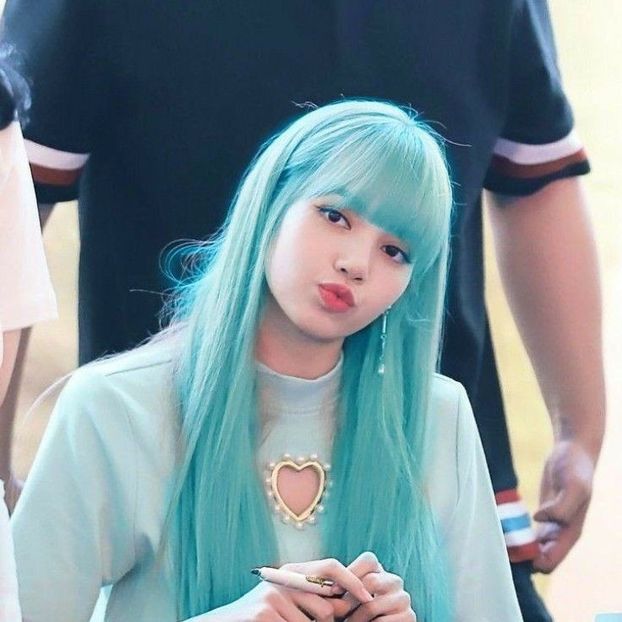  - - KPop and KPop artist SOLO