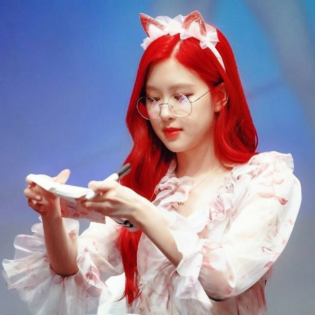  - - KPop and KPop artist SOLO