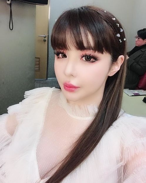  - - KPop and KPop artist SOLO