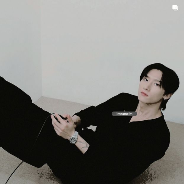 02.02.⠀⠀⠀ ✦ ꯭໋ 熱 t̟e̟n̟d̟e̟r̟♡uoᴉʇɔǝɟɟɐ. ̵ׄ ❵ - Mirrored Blind Playin