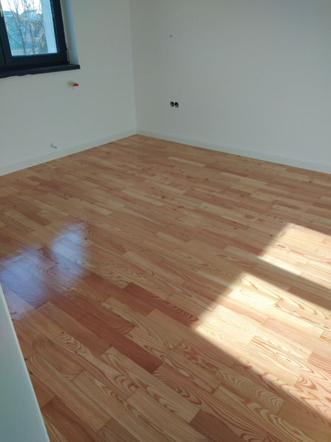  - 2023 Parchet Raschetat