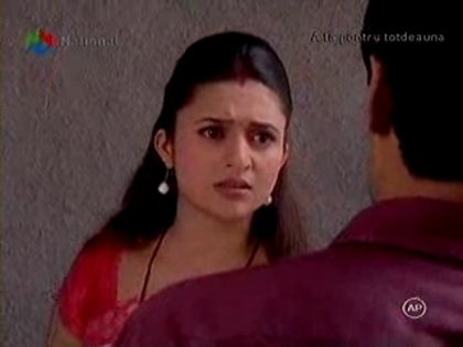stream.php_000579711 - Banoo main teri dulhann capturi