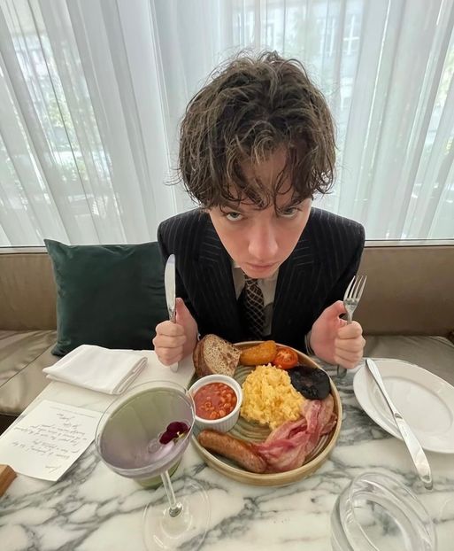 Brekkie fit for champs! - Collection of Tintypes