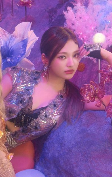  - ------------- I- KPop Aesethic Girls