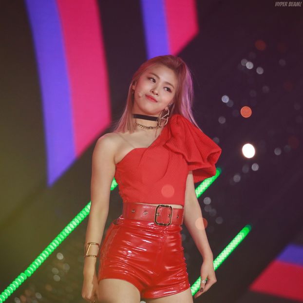  - - KPop Aesethic Girls