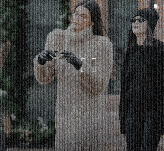 ☭ ·౹੨.੦੩· ℐẹṇṇẹṛ ‹Out and About in Aspen, CO. [December 18, 2023] - everything seems unreal to me