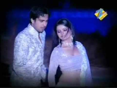 dance on holi..choti - Chotti Bahu-Triunghiul Iubirii