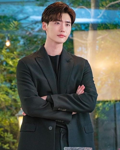 Jong-Suk Lee - Jong-Suk Lee