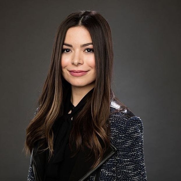 Miranda Cosgrove - Alege fata preferata de pe Nickeladion