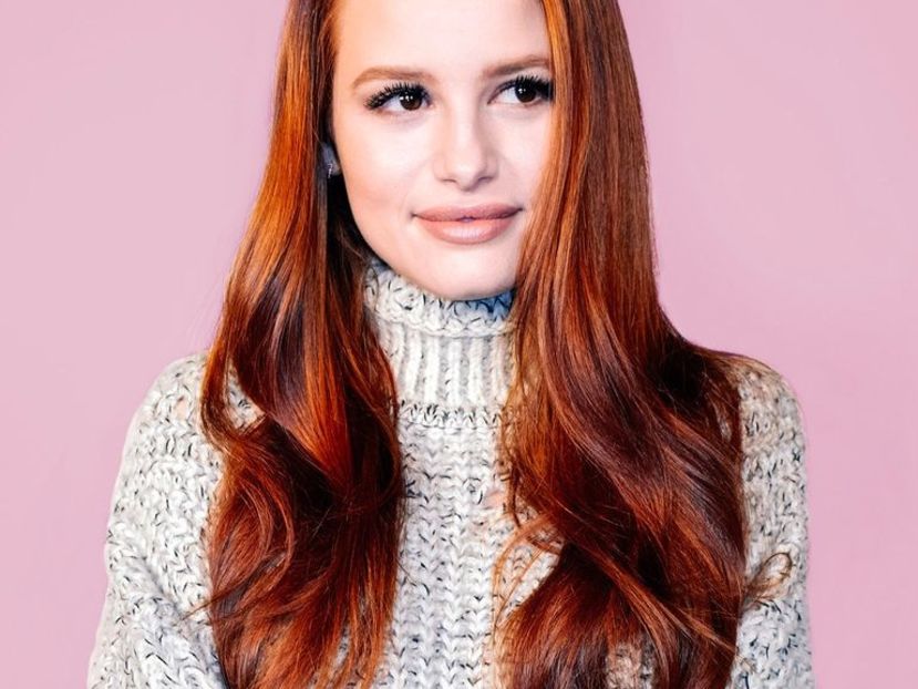 Madelaine Petsch - Alege fata preferata din seriale