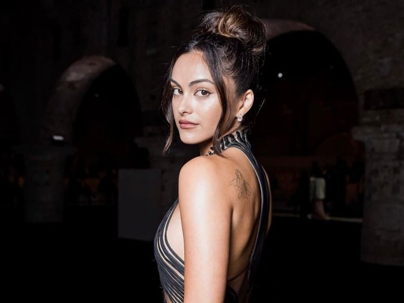 Camila Mendes - Alege fata preferata din seriale