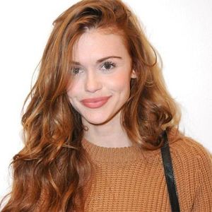 Holland Roden - Alege fata preferata din seriale