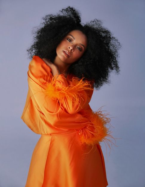 Kat Graham - Alege fata preferata din seriale