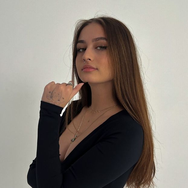 Dilinca - Alege vlogger preferat