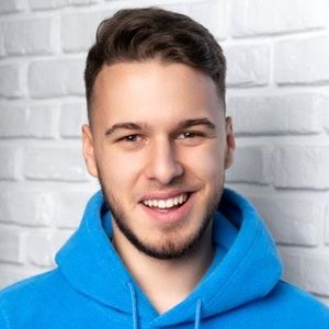 mitzuu - Alege vlogger preferat