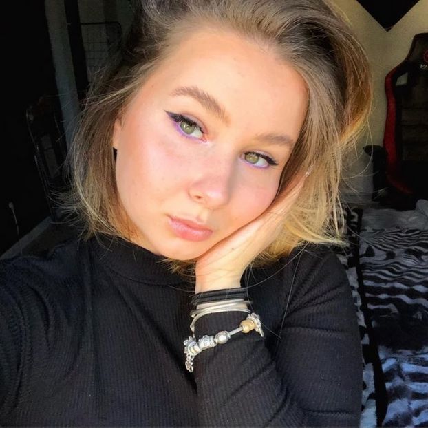 Sideea - Alege vlogger preferat