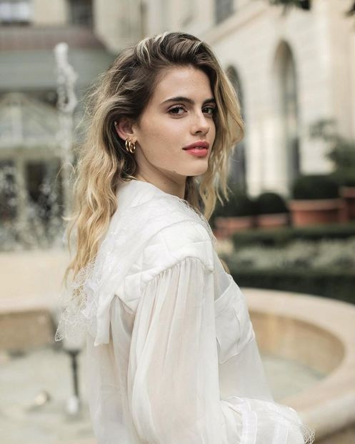 Chiara Parravicini - Alege dintre alte vedete