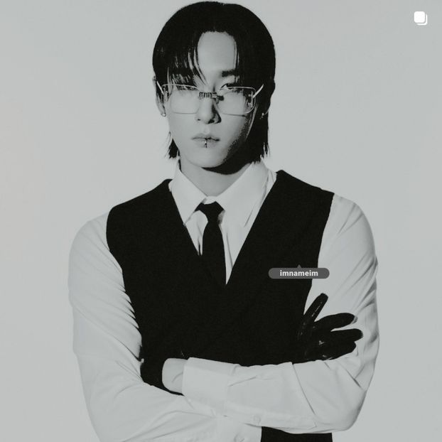25.02.⠀⠀⠀ ✦ ꯭໋ 熱 t̟e̟n̟d̟e̟r̟♡uoᴉʇɔǝɟɟɐ. ̵ׄ ❵ - Mirrored Blind Playin