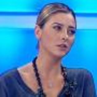 Ece_Uslu_1248253623_4