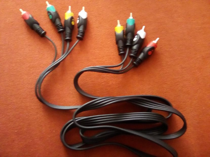  - Cablu 4 mufe RCA