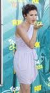 JOQXSWXFWOAOFMXWDSC[2] - miley emily demi lovato selemna gomez si ashley